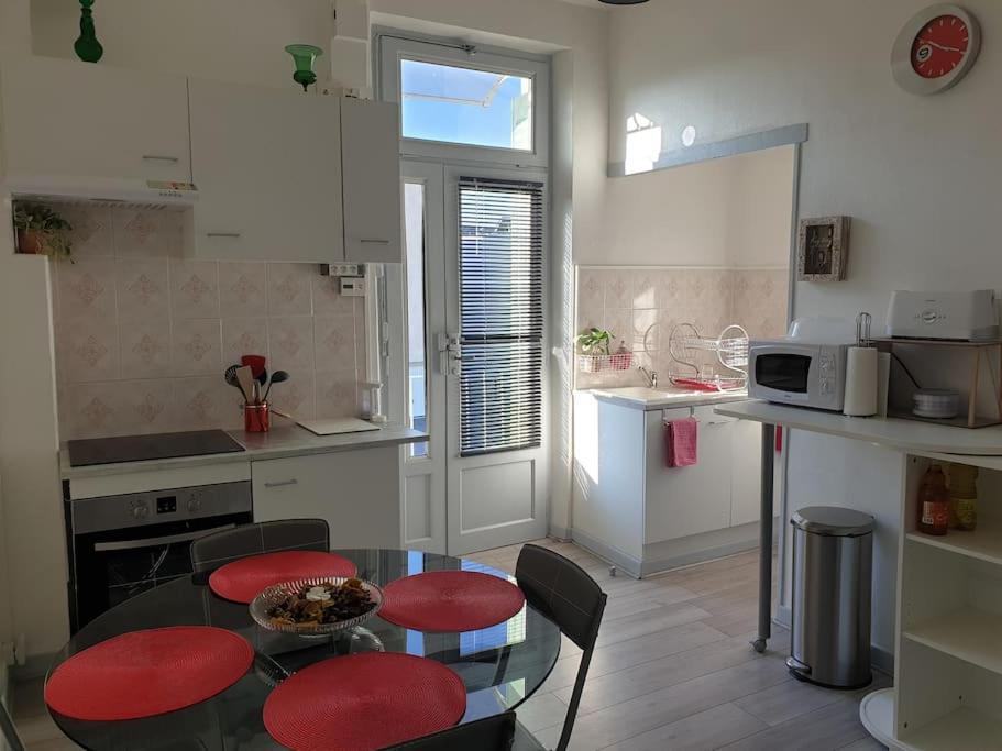 Appartement Duplexe De 1 A 4 Chambres Privees Dans Maison Le Teil Eksteriør billede